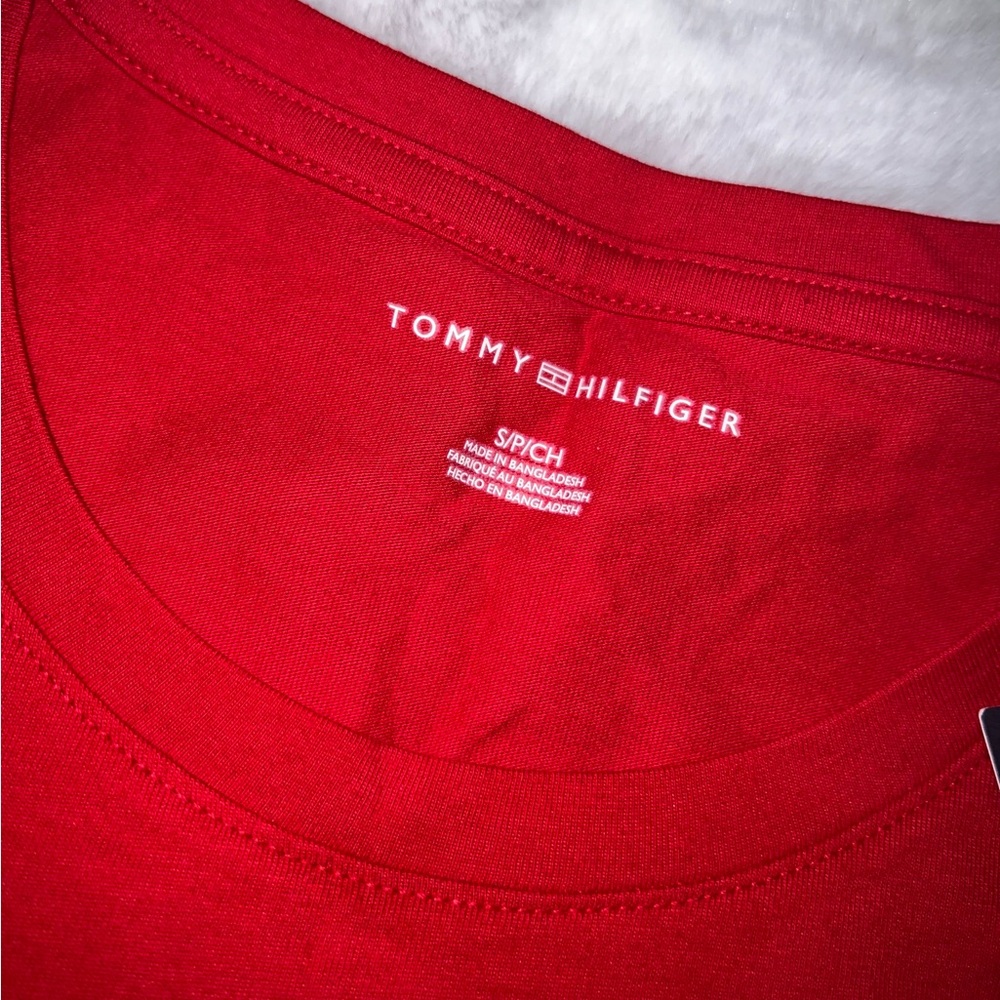 Tommy Hilfiger Red Tee SMALL - Picture 3 of 4